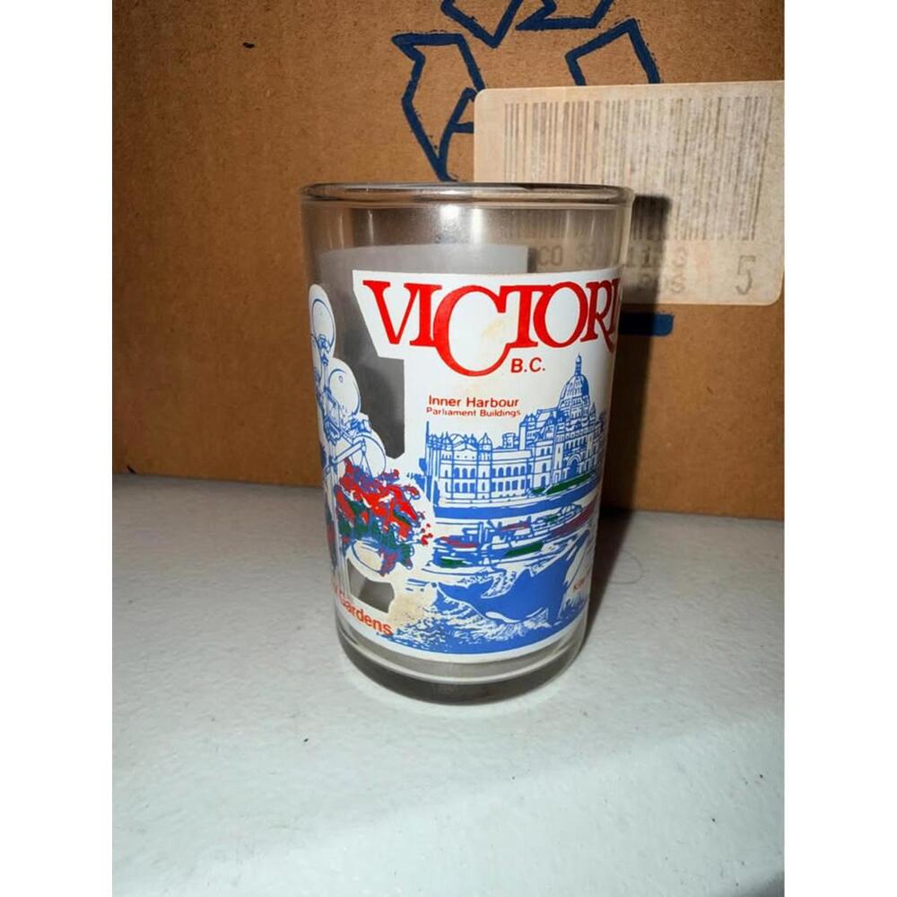 Victoria BC Souvenir Glass